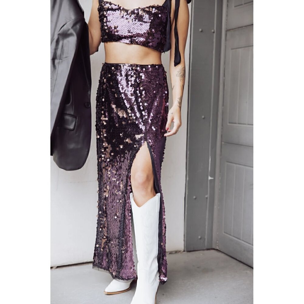 FREE PEOPLE Star Bright Sequin Midi Skirt in Lilac Size US 2
